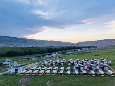 Qiongkushutai River Yinyun Mountain Spacecraft Camp Hotels near Qiongkushitai Village