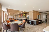 Saint Maur Hotel