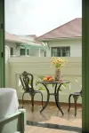 PEARL VILLA KHEM BEACH RESORT Hotel di 