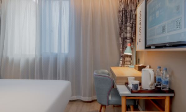 Homeinn · neo (Chengdu Kuanzhai Alley Fuqin Subway Station