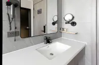 Chayuan Hotel (Taishun Fortune Plaza) Hotels in Taishun