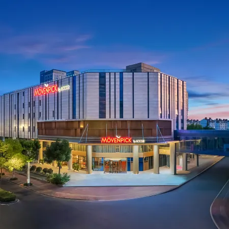 Movenpick by Accor Suzhou GuSu Hotel Отели рядом с достопримечательностью «Железнодорожный вокзал Сучжоу»