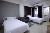 Sakun Place Hoteles cerca de Bang Pu Recreation Center