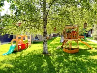 Sky Village Hotels in Учтерек