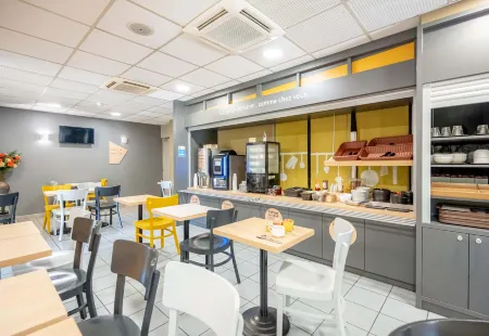 B&B Hotel Hyeres Отели в г. Йер