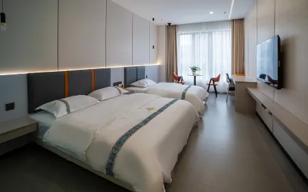 Zhujun Hotel (Neijiang High-speed Railway North Station Normal College) Отели рядом с достопримечательностью «Neijiang Health and Health Vocational College»