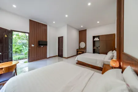 Khu nghỉ dưỡng Hòn Bà Lagi