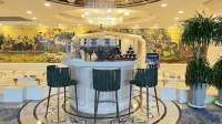Grand Mercure Urumqi Hualing Accor (CCMALL Times Square in Hongshan Park) - 5-Star
