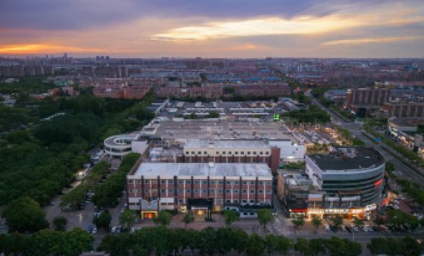 Rezen Select Hotel (Shanghai International Resort Chuansha Metro Station)