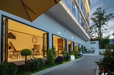 Enshi Fenglin Yunhai Homestay (Yunlong Dixie Luyuanping Branch)