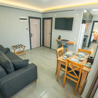Airport Bayrak Residences Trabzon Hotel in zona Aeroporto di Trabzon - TZX