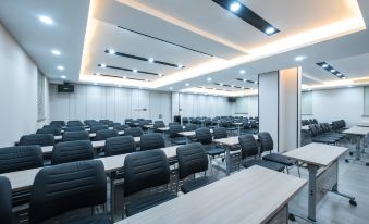 Homeinn Selected Hotel (Tianjin Five Avenue Scenic Area Foreign Language University)