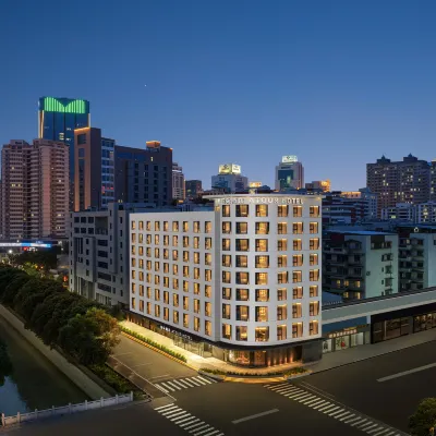 Quanzhou Wanda Plaza Fengze Street Atour Hotel（V3.6) Hotels in der Nähe von Fengze