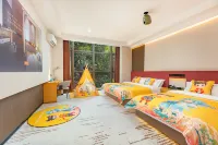 Pin.Youju Fashion Hotel (Panlongcheng Branch, Tianhe Airport) 동부백련 아울렛 플라자 주변 호텔