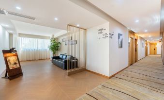 Poli Hotel (Chongqing Jiangbei International Airport)