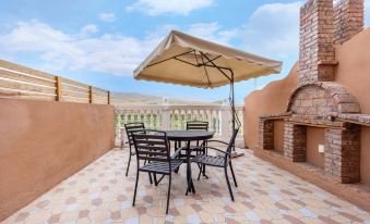 Bingfeng Hot Spring Holiday Hotel