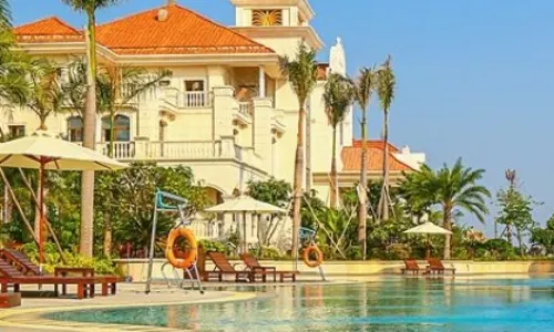 เซียะเหมิน โกลด์คอมมอน รอยัล ซีไซด์ โฮเต็ล แอนด์ ฮอต สปริง