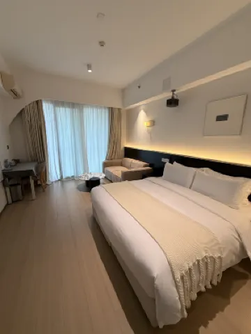 Shanghai Huayue Hotel Hotels near North Jiading Station