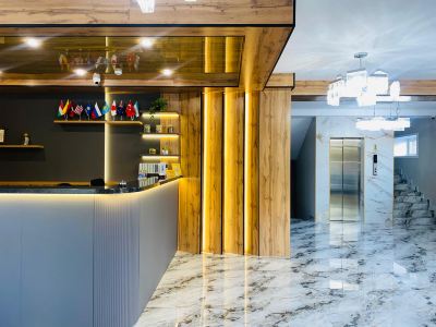 Rush Hotel