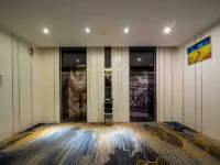 Blue Inn (Yantai Railway Station)