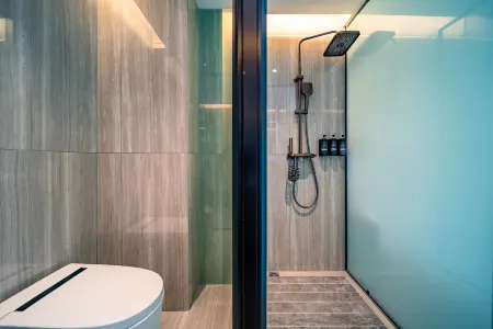 Yibin Ruijing Boutique Hotel (Sanjiangkou CBD · Changjiang Mansion Branch) Отели рядом с достопримечательностью «Chengdu College of Sichuan Foreign Studies University (Yibin Campus)»