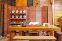 Jinghong City Tailai Inn (Gaozhuang Xishuangbanna Starlight Night Market Branch)