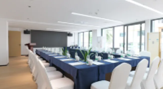 Universal Splendor Sanya Resort Oceanview Hotel