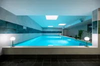 Nemea Appart Hotel Quai Victor Tours Centre - Pools
