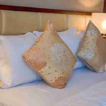 The Avenue Plaza Hotel Rooms