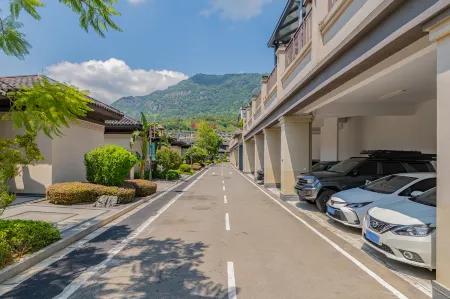 Yongtai Xingquan Hotel Отели рядом с достопримечательностью «Chixixiang»