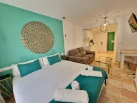 Hotel y Apartamentos Doña Lola