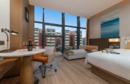 Leiyang Weihao Hotel (Wuyi Square Nanzheng Street)