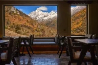 Siguniang Mountain Green Meconopsis Jinshan Manor