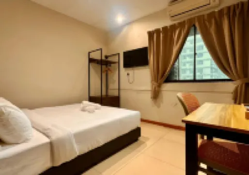 Swing & Pillows @ Chow Kit Road, Kuala Lumpur Hotels near Biomedical Museum