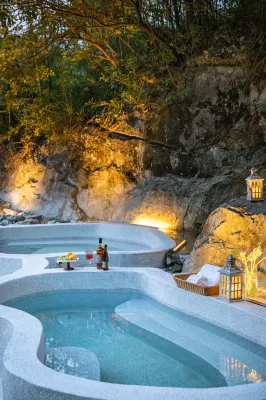 Breezes from the South | Serenus・Starlit Hot Springs・Country Cottage Retreat