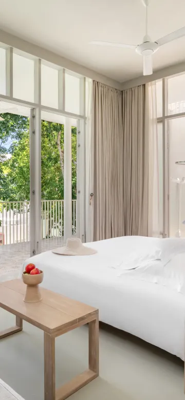 ห้องดีลักซ์ มีระเบียง