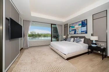 รูปภาพของลักซ์ชัวรี 2 ห้องนอน จากุซซี่ พูล สวีท เลคไซด์ อังสนา ลากูน่า