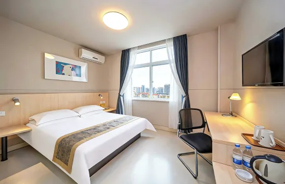 銅陵逸揚銀湖酒店（天井湖公園店）