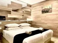 Hotel Villa Hotels near State Library