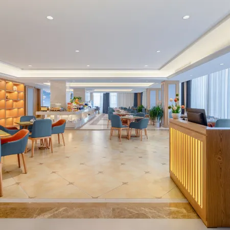 Vienna International Hotel (Yingtan Xinjiang New District Fangte Branch)