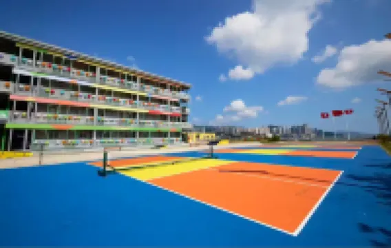 Runway 1331 - Campus Hostel