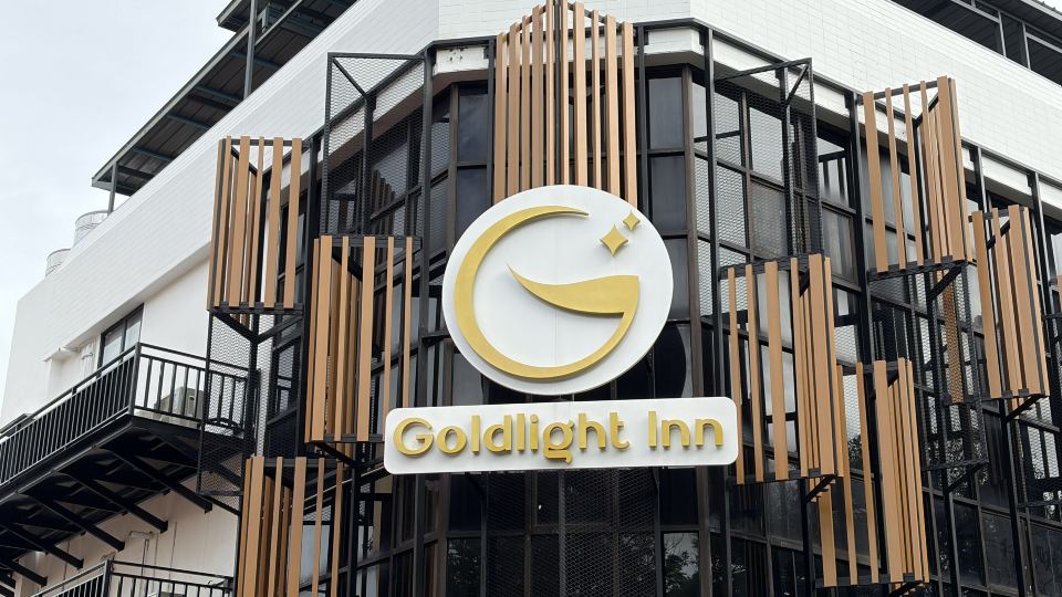 Goldlight Inn