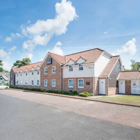 TRAVELODGE ARUNDEL FONTWELL PARK