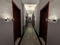 Lanya Bay Hotel - Inns