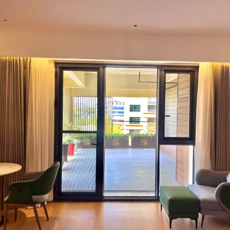 Puer Cloud Top Hotel