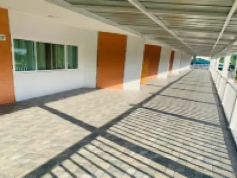 Baan Phitcha Pranburi 鄰近Pran Buri District的酒店