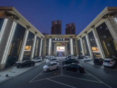 夢迴大唐中国式旅館（駐馬店玖隆茂） 駐馬店のホテル