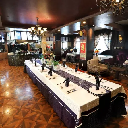 Ping'an Business Hotel Отели рядом с достопримечательностью «Музей «Отряд 731»»