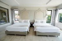 The Navy House Hotel - Infinity Pools