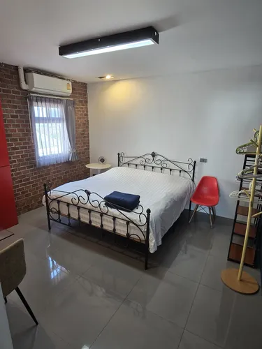 รูปภาพของอะไพ ล็อฟ